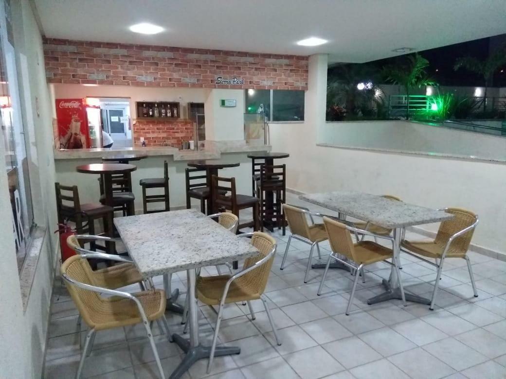 Serra Park Flat Service - Rio Quente Esplanada Apartamento Inteiro Roupas De Cama A Parte Buitenkant foto